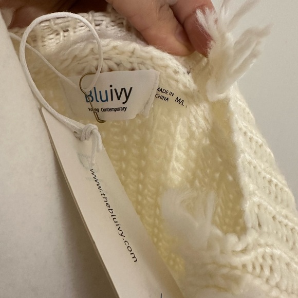 Bluivy small/medium 100%acrylic color block oversized pullover sweater NWT - Picture 4 of 6